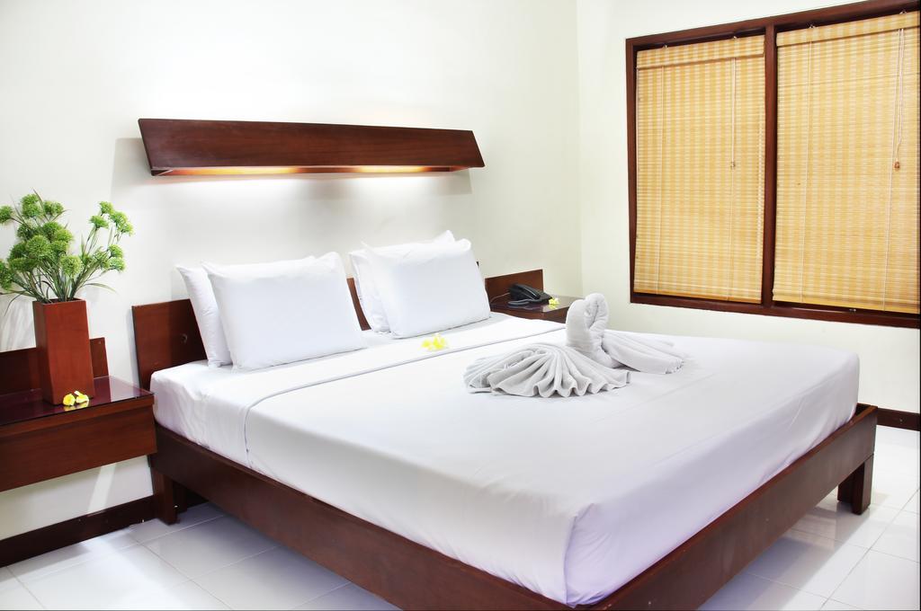 Paradiso Beach Inn Kuta Lombok Buitenkant foto
