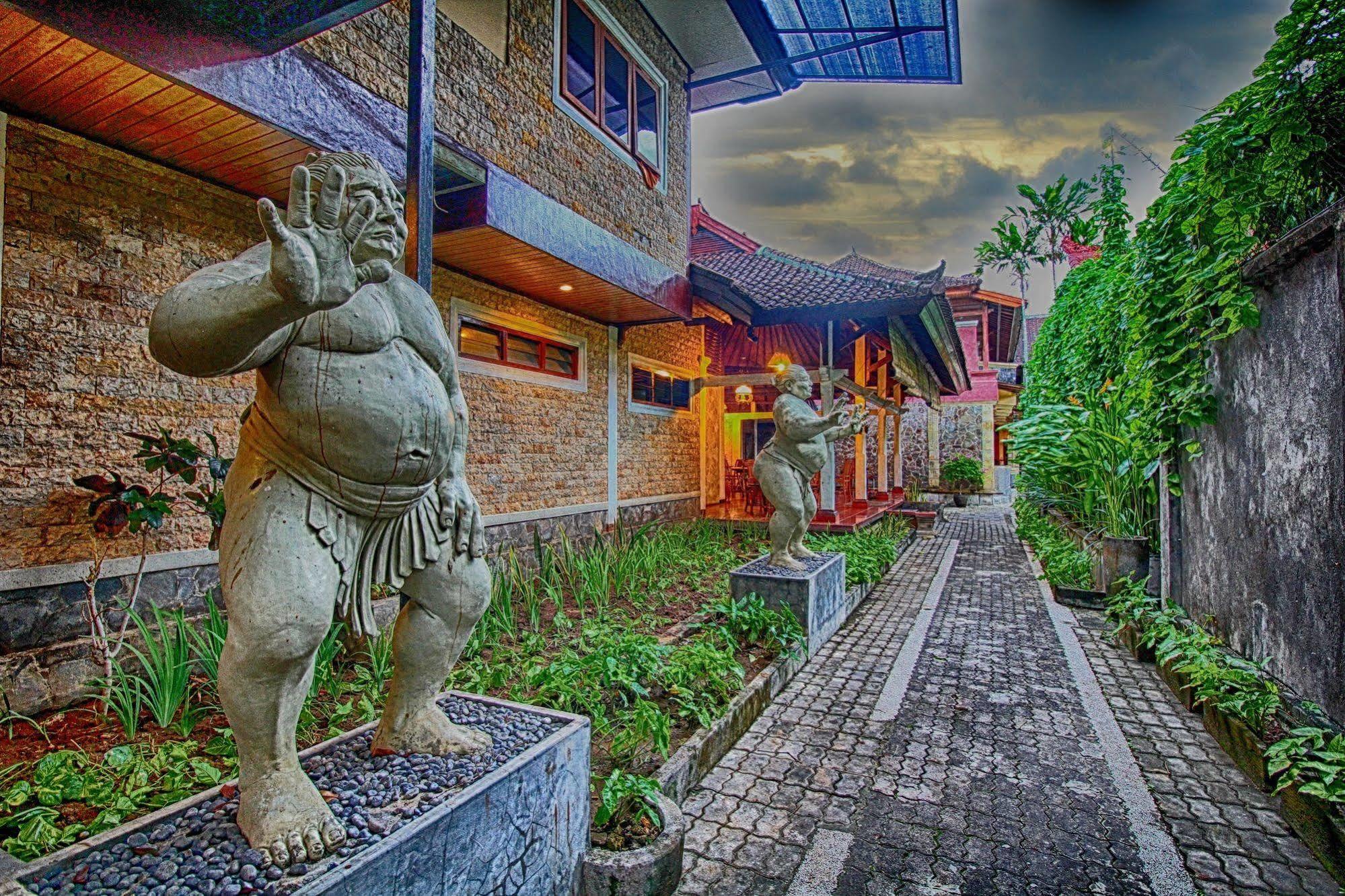 Paradiso Beach Inn Kuta Lombok Buitenkant foto